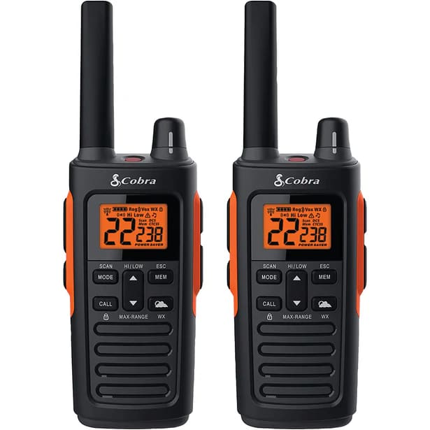 Cobra RX680 rugged FRS walkie talkie